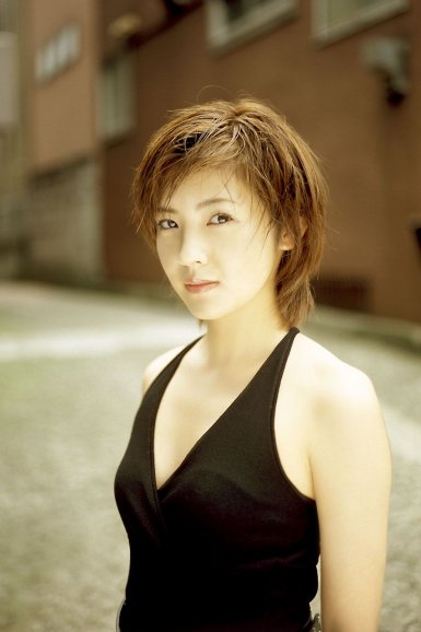 杏彩体育平台|【整形人气】为眼部整形注入新的技术特点的何玮医生(图4) 杏彩体育